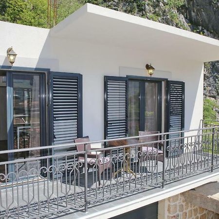 Appartement Anja à Kotor Extérieur photo